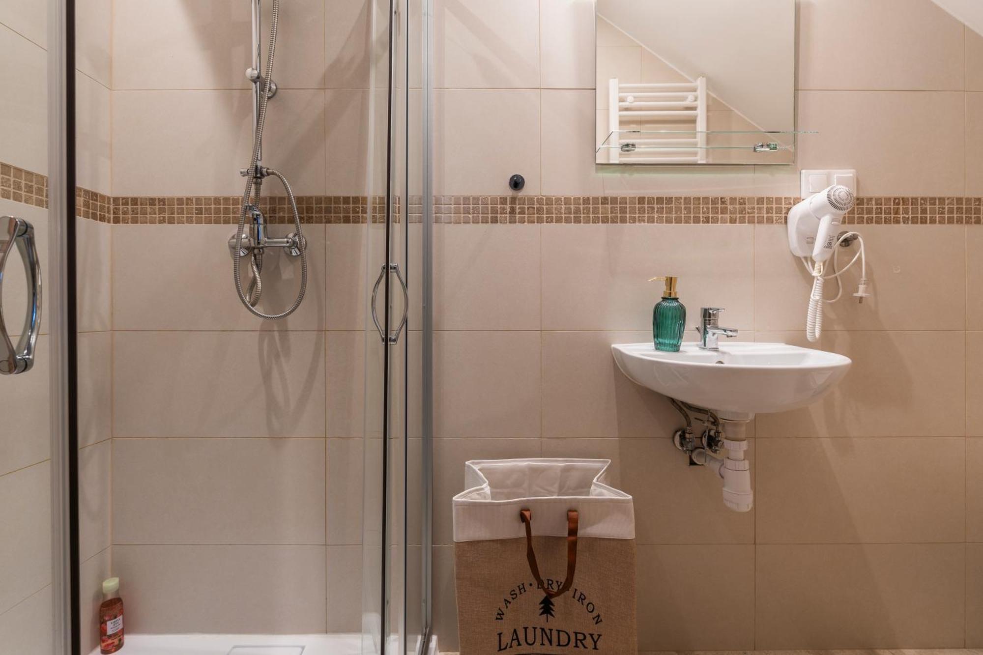 Jaskolka - Pokoje I Apartament Przy Plazy Olsztyn  Exteriör bild